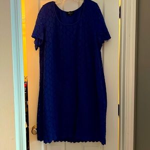 Beautiful blue dress!